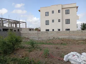 First-Class Residential Land Lakeside Com.9