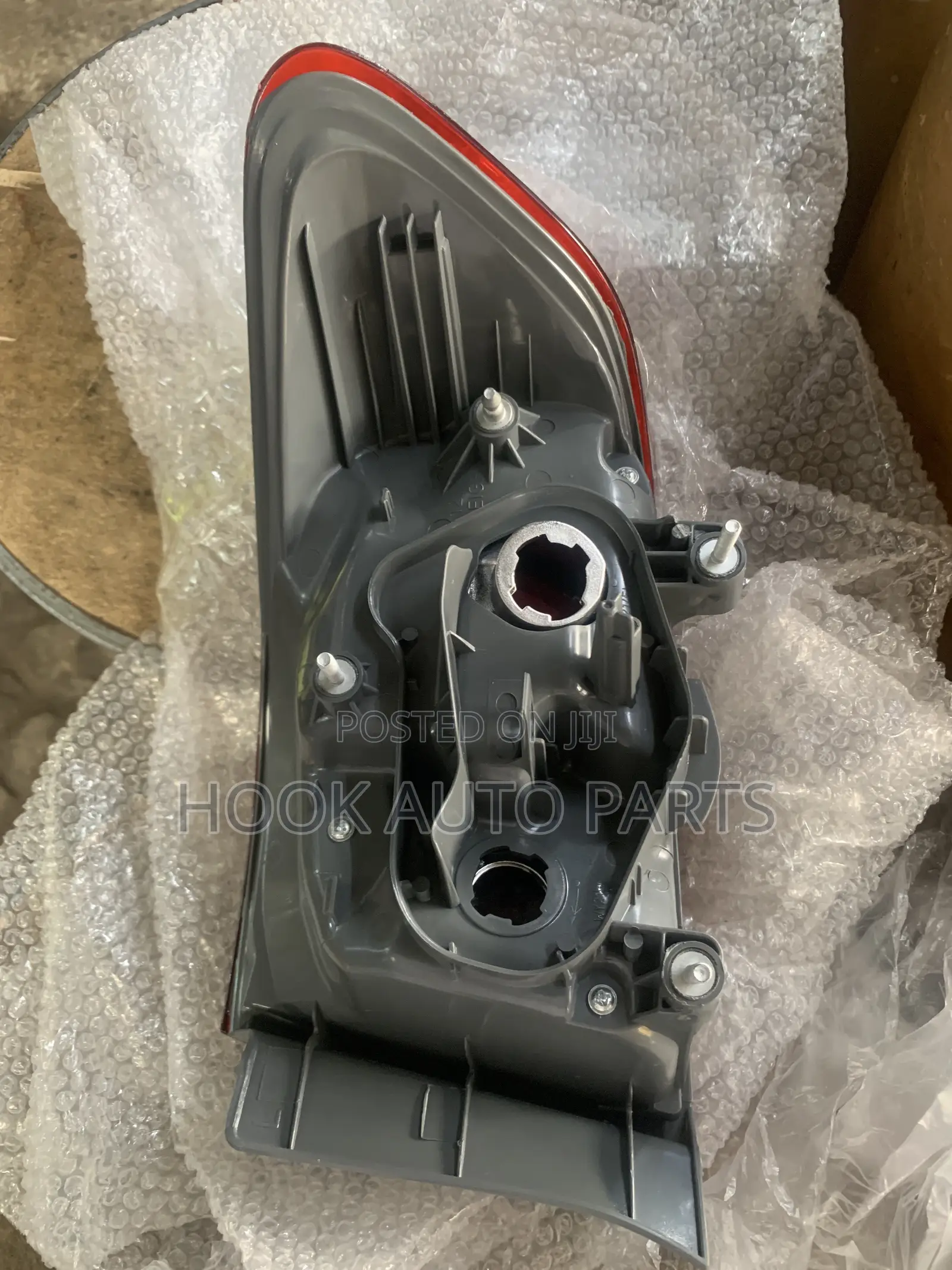 Toyota Corolla 2011, 2012, 2013 Tail Lights/ Taillights