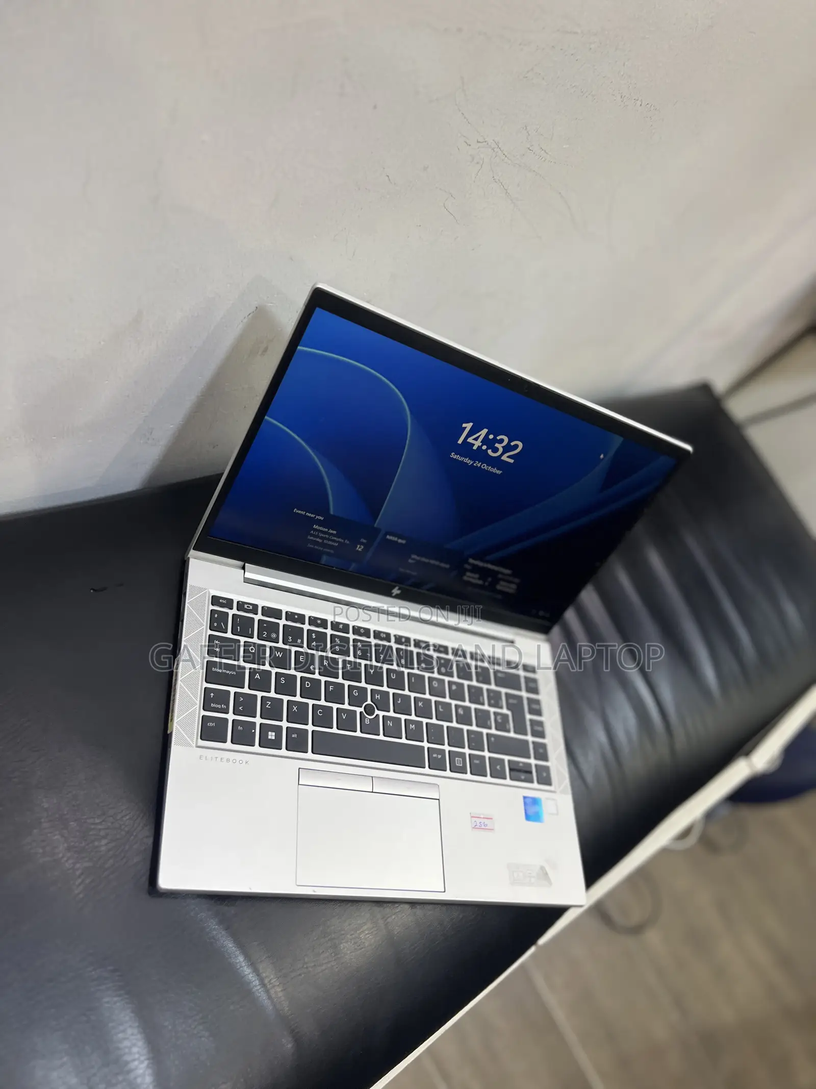 New Laptop HP EliteBook 840 G8 8GB Intel Core i5 SSD 256GB