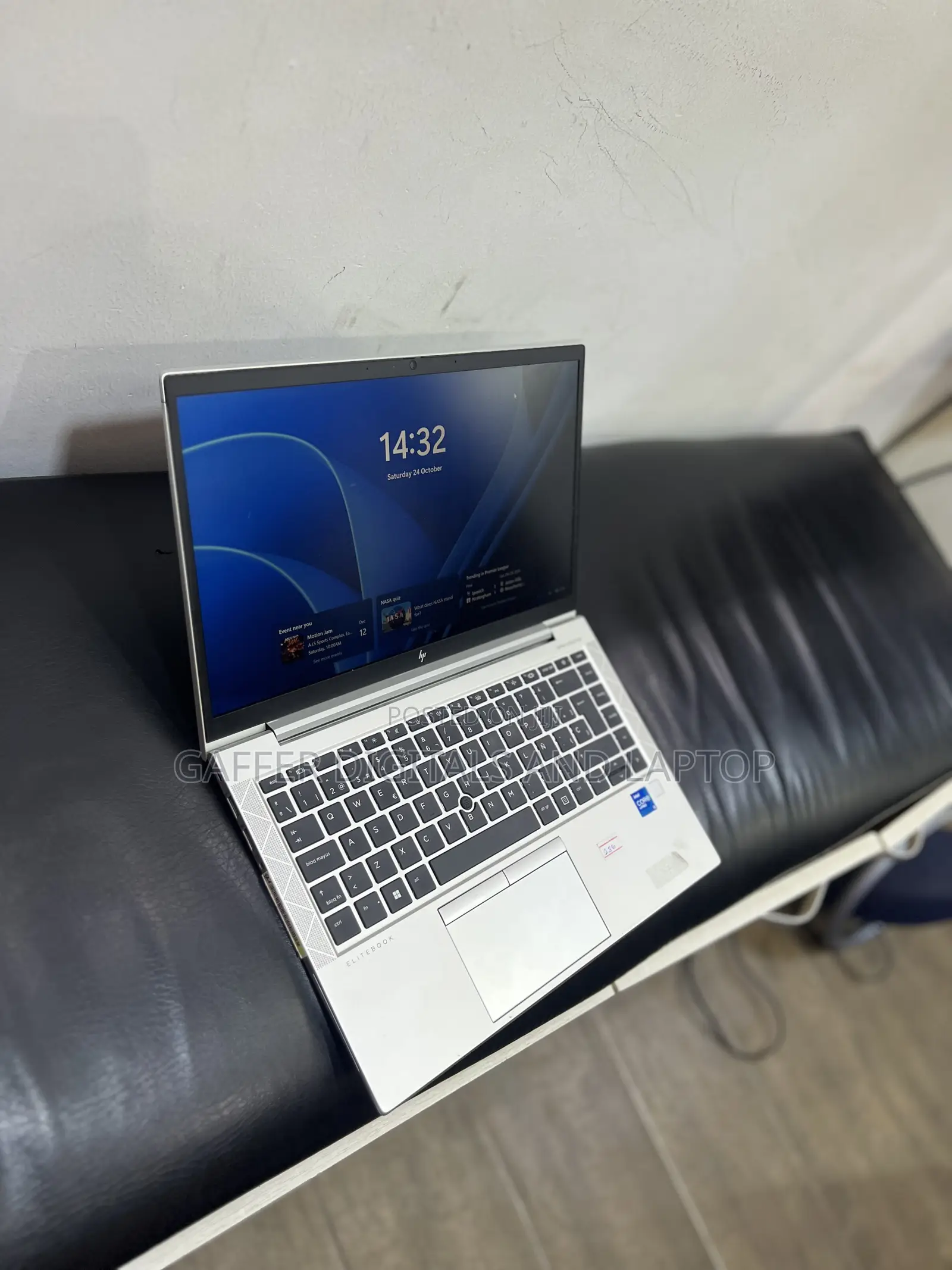 New Laptop HP EliteBook 840 G8 8GB Intel Core i5 SSD 256GB