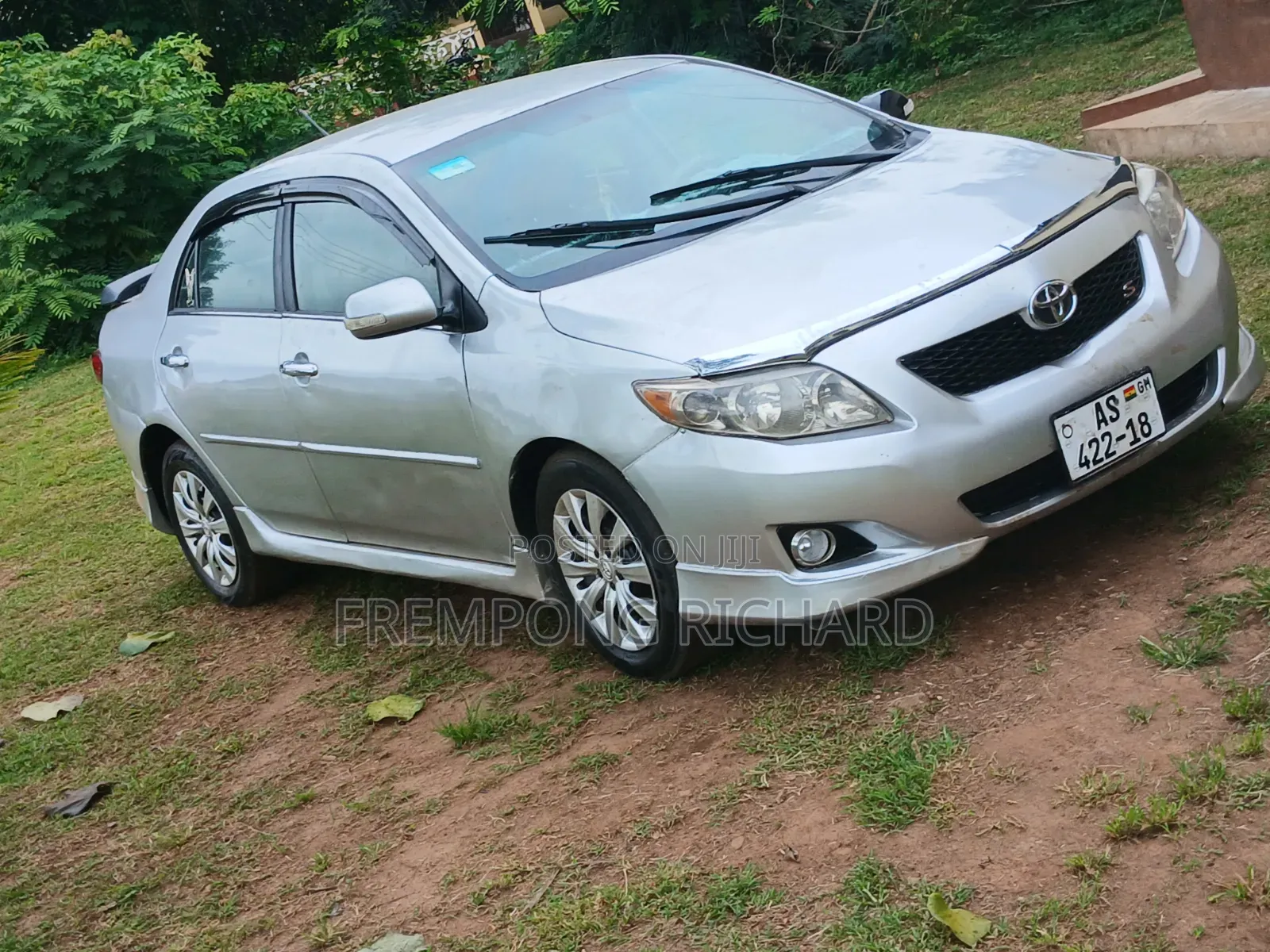 Toyota Corolla 2010 Gray