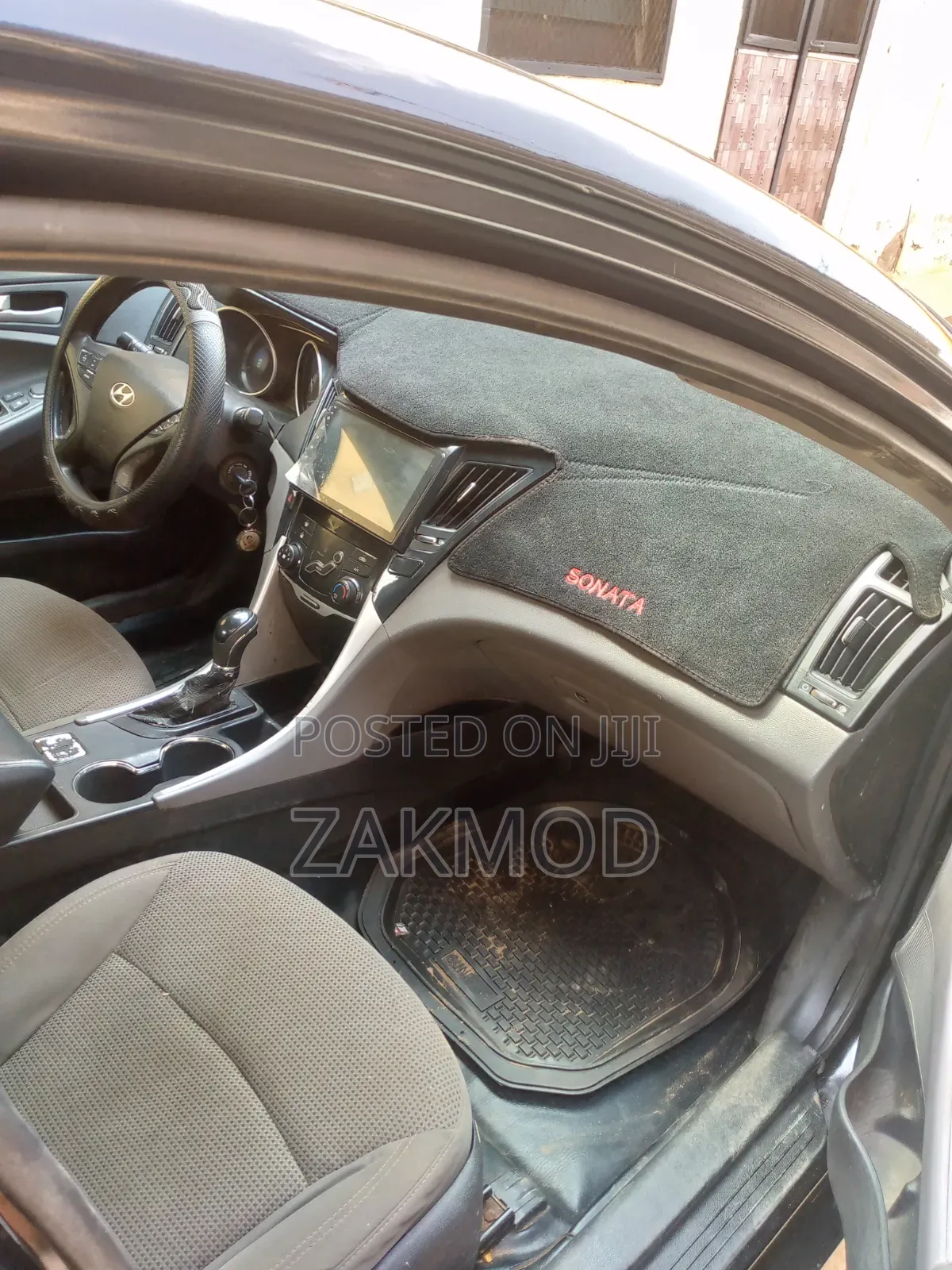 Hyundai Sonata Limited 2.0T Sedan (2.0L 4cyl 6A) 2013 Black