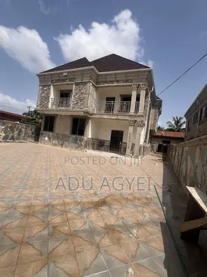 4bdrm Mansion in Kumasi Metropolitan for sale