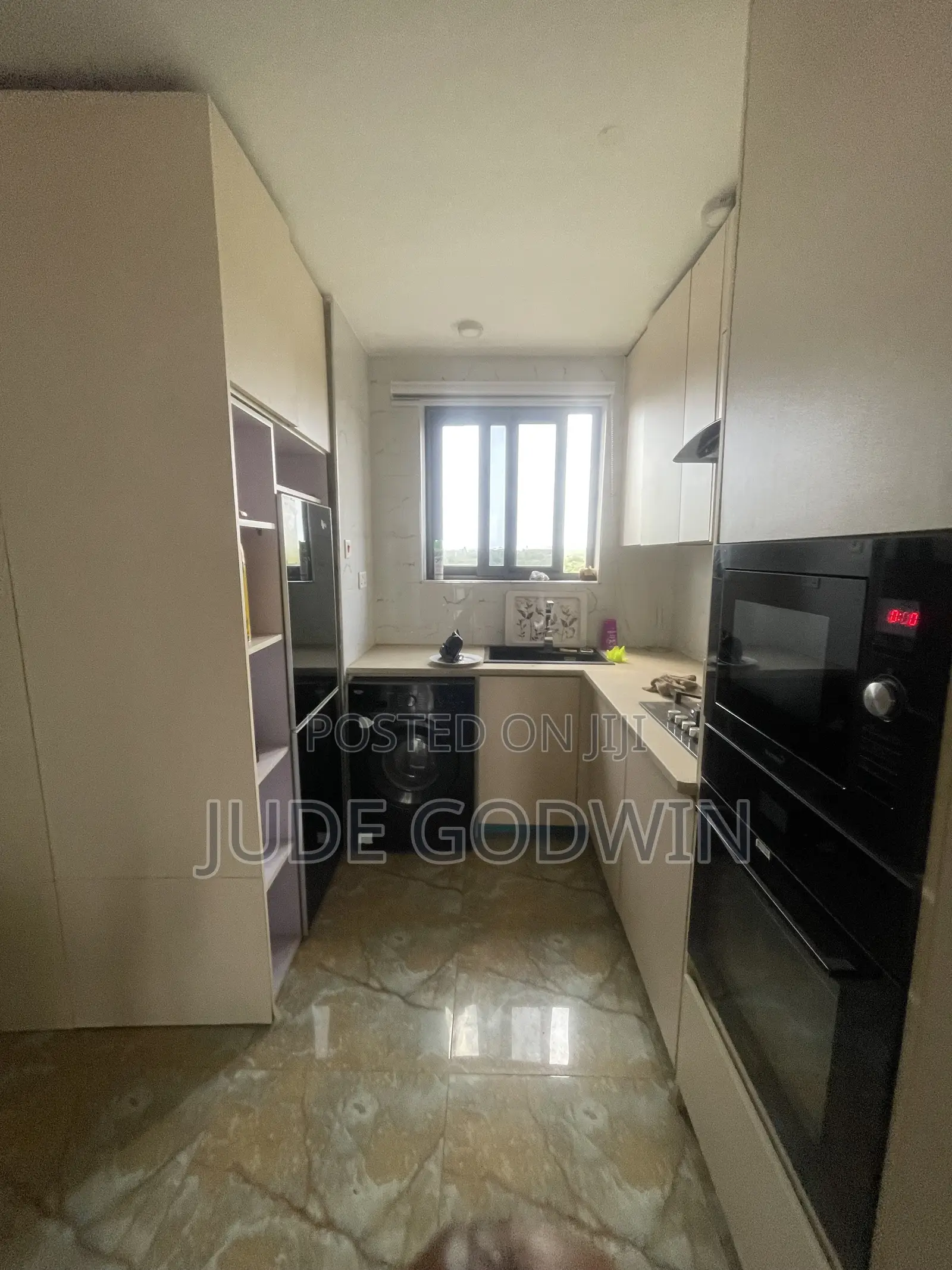 1bdrm Apartment in Flower Pot Estate, Airport Residential Area for rent