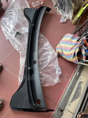 Hyundai Elantra 2017 to 2018 Wiper Panel.