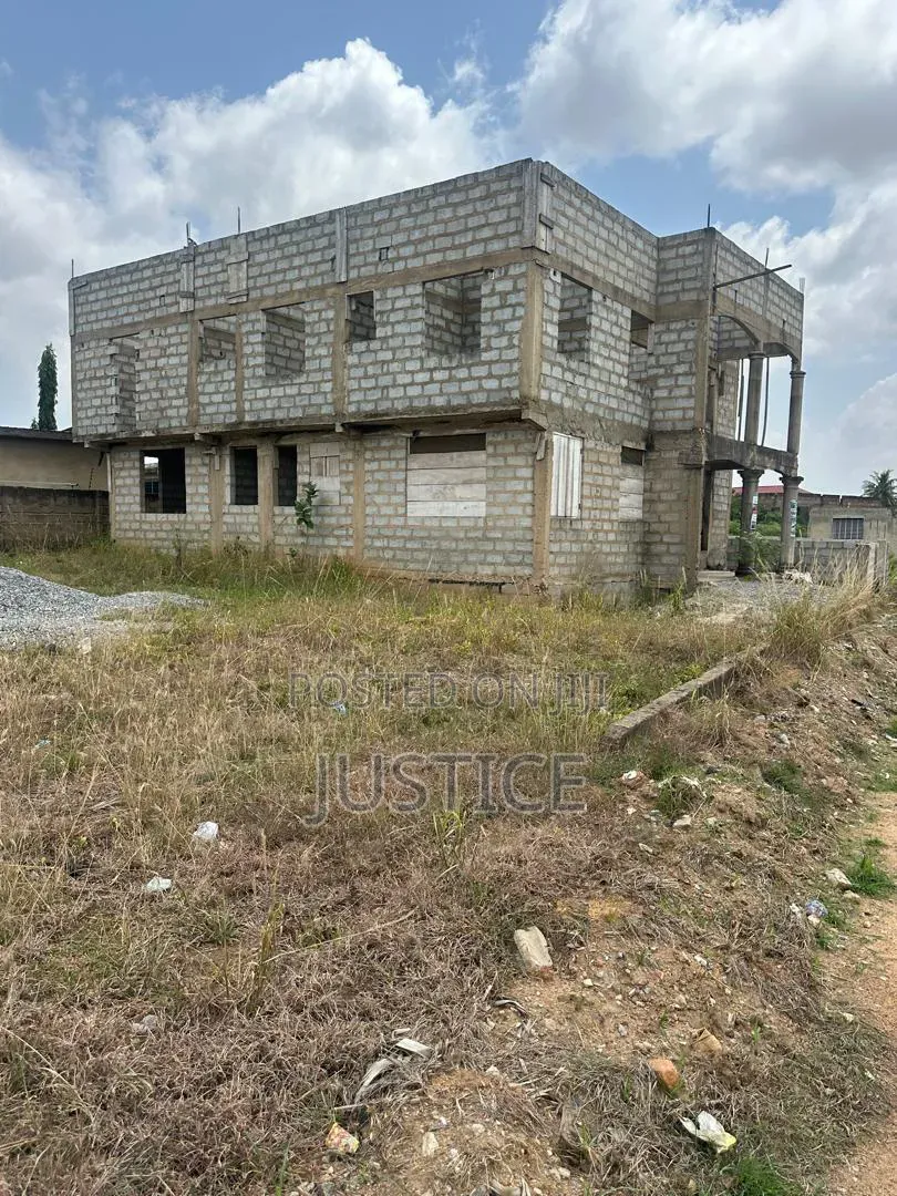 4bdrm House in Sapeiman Opah, Amasaman for sale