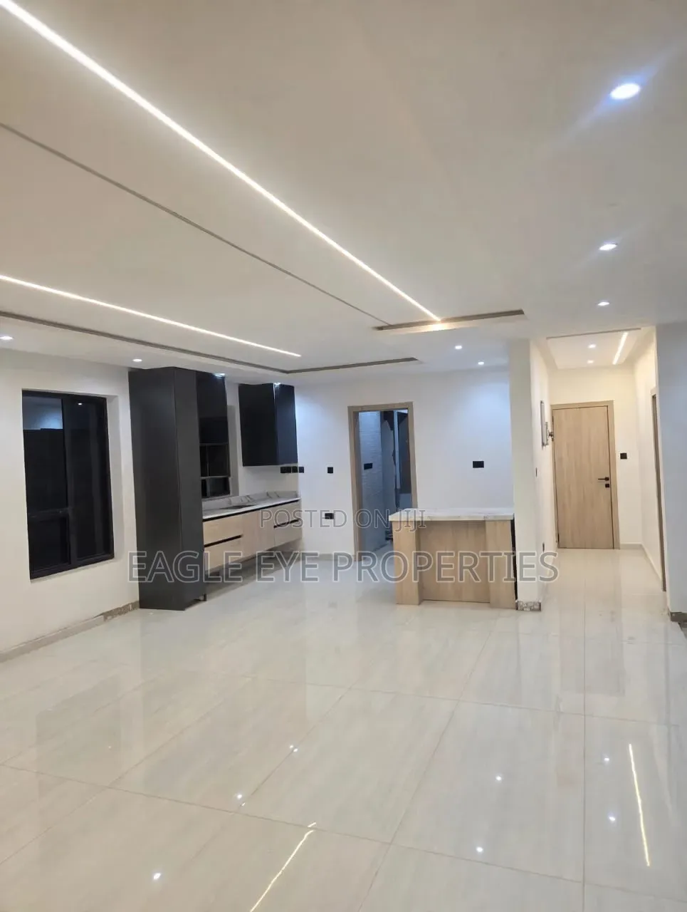 4bdrm House in Adjiringanor, Ability for sale