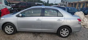 Toyota Belta 2012 Silver