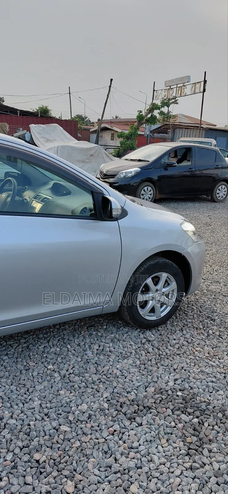 Toyota Belta 2012 Silver