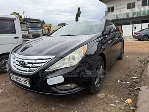 Hyundai Sonata Limited 2.0T Sedan (2.0L 4cyl 6A) 2013 Black