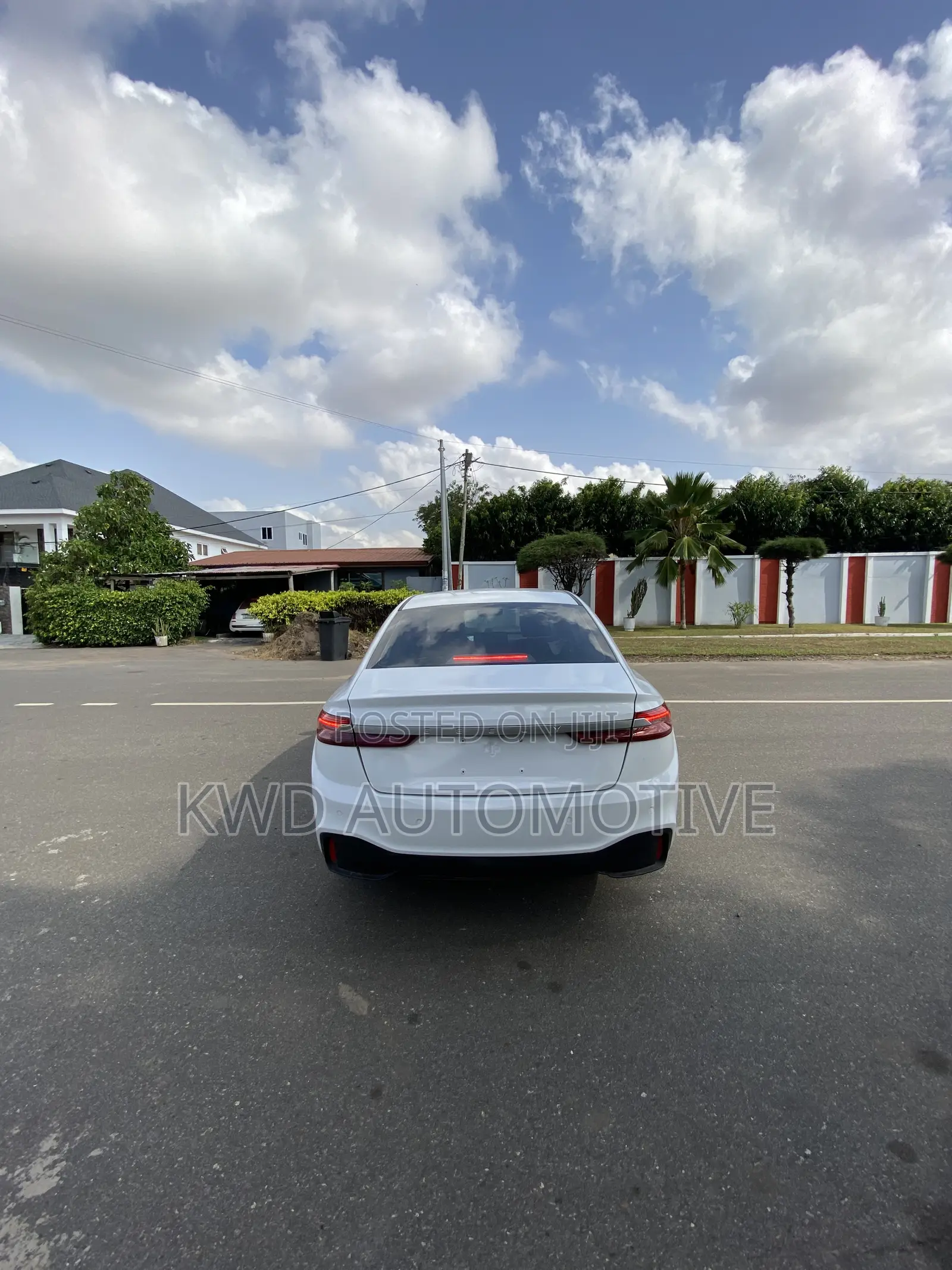 Geely Emgrand EV Pro 2023 White