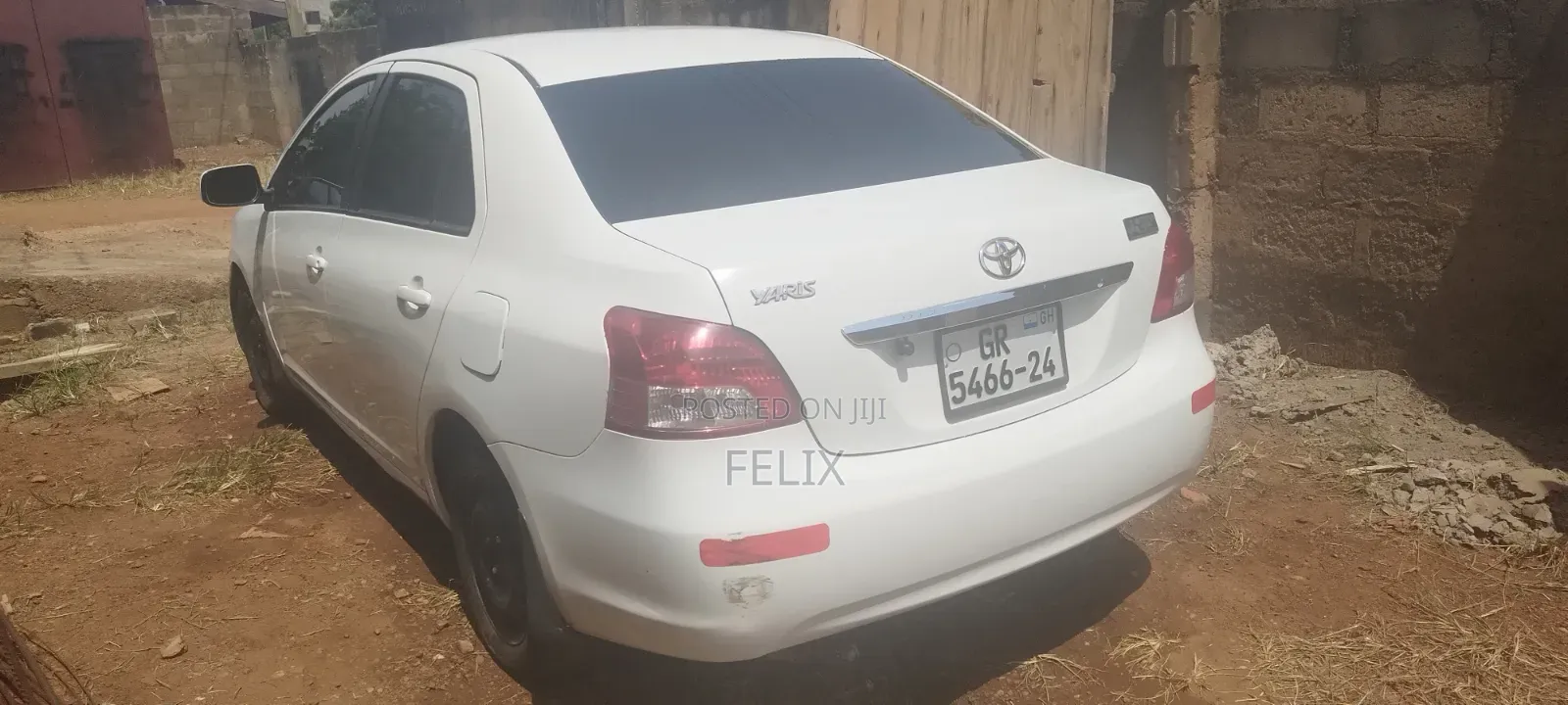 Toyota Yaris 2012 White