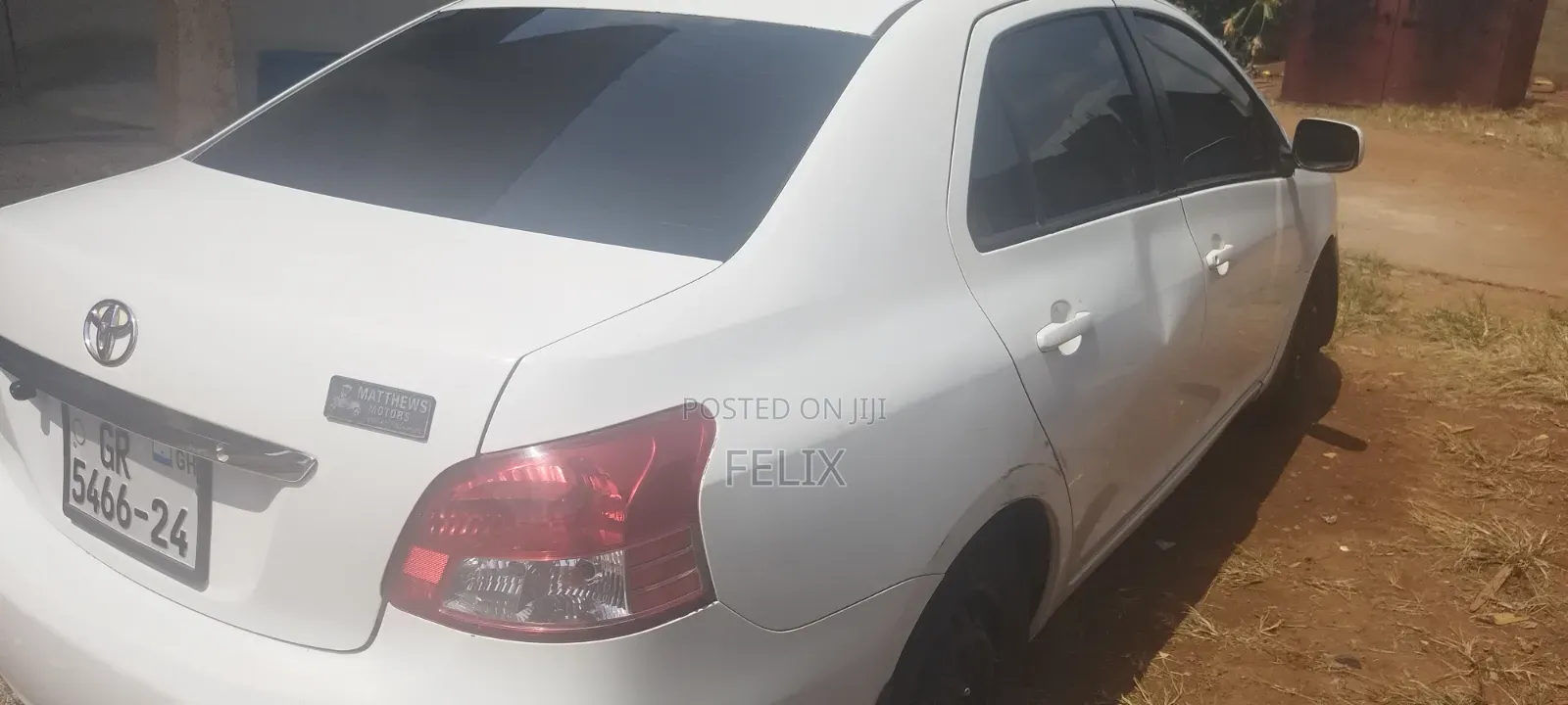 Toyota Yaris 2012 White