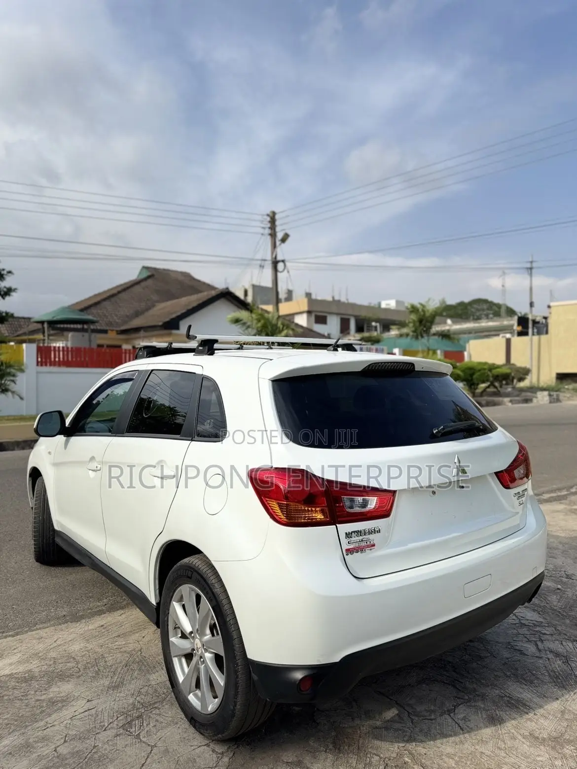Mitsubishi Outlander 2015 White