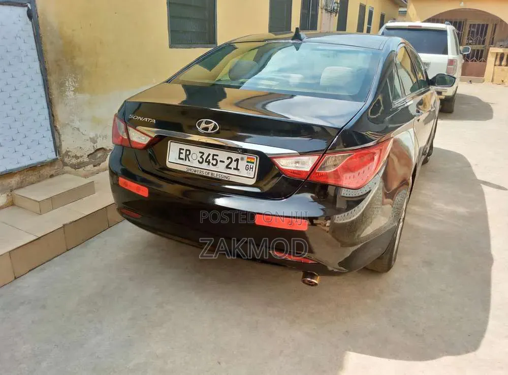 Hyundai Sonata Limited 2.0T Sedan (2.0L 4cyl 6A) 2013 Black