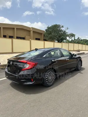 Honda Civic Touring 2dr Coupe (1.5L 4cyl) 2016 Black
