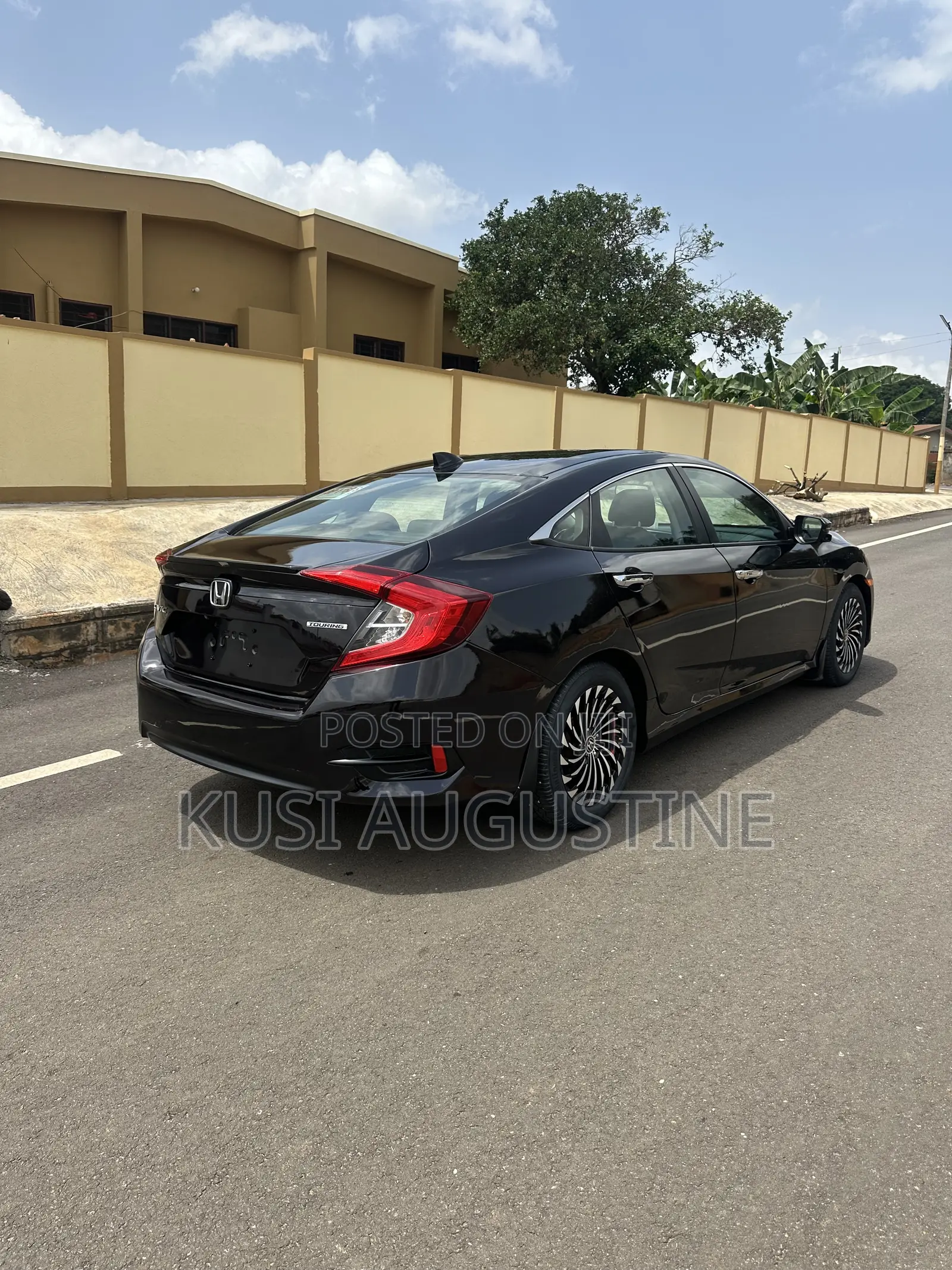 Honda Civic Touring 2dr Coupe (1.5L 4cyl) 2016 Black