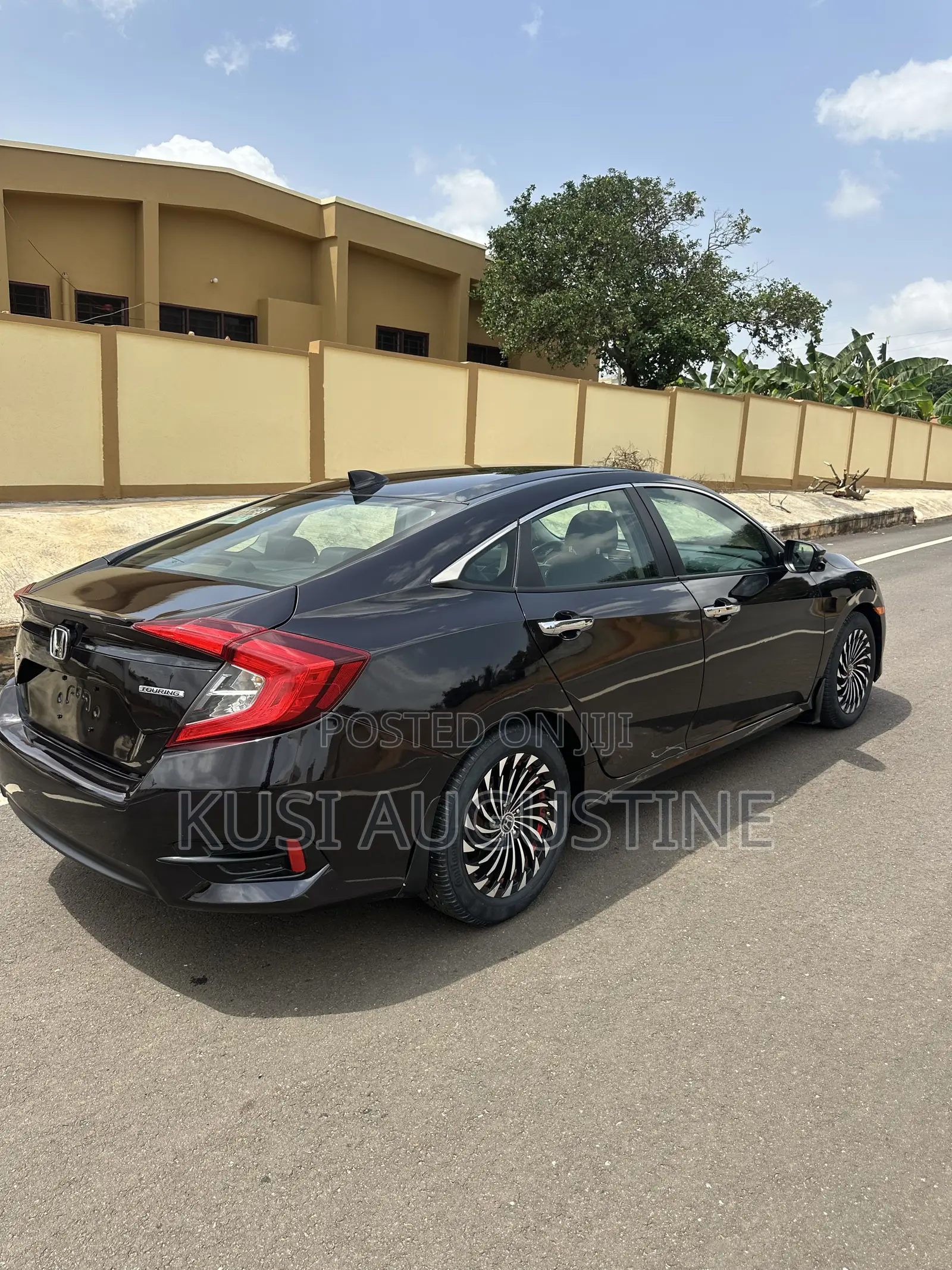 Honda Civic Touring 2dr Coupe (1.5L 4cyl) 2016 Black
