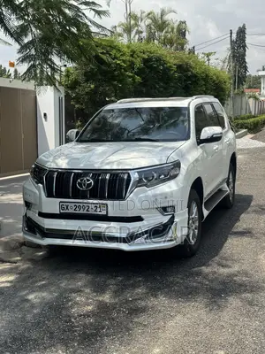 Toyota Land Cruiser Prado 2018 White