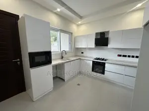 3bdrm Townhouse / Terrace in East Legon Hills for rent