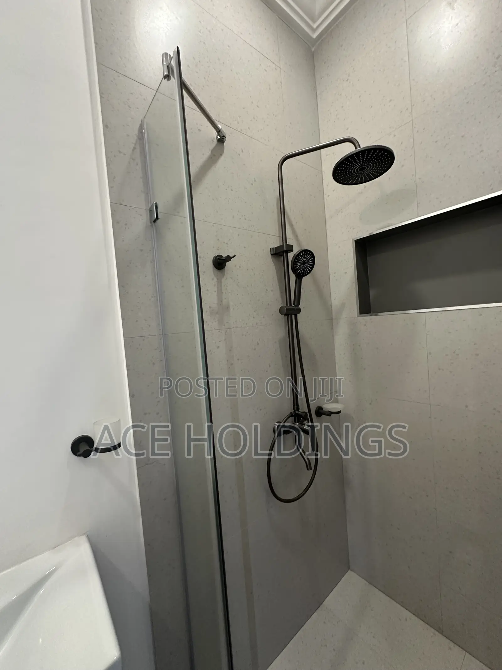3bdrm Townhouse / Terrace in East Legon Hills for rent