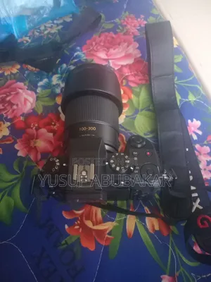 Panasonic Lumix DMC-G70