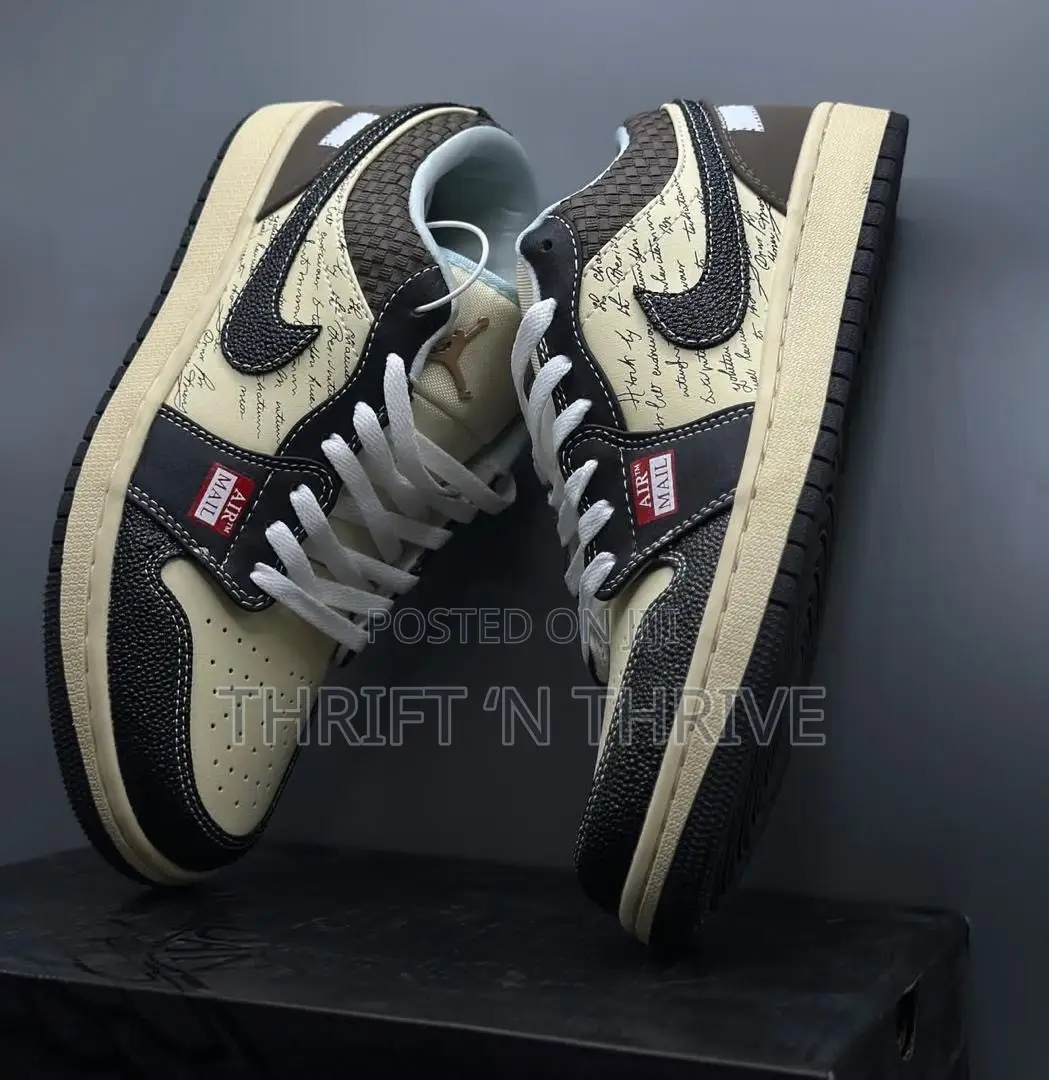 Nike Air Jordan 1 Low SE Air Mail Creame, Black and Brown