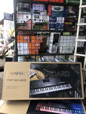 Yamaha PSR E483 Keyboard