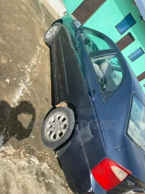 Kia Spectra 2004 Blue
