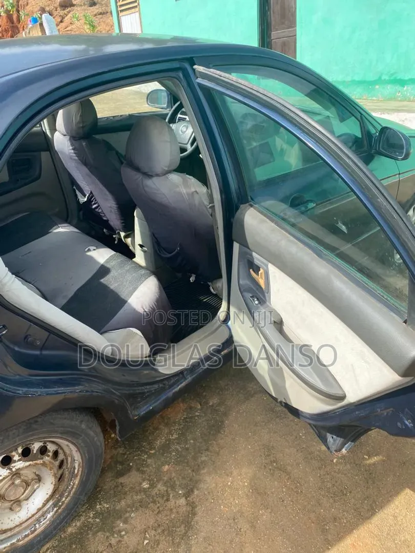 Kia Spectra 2004 Blue