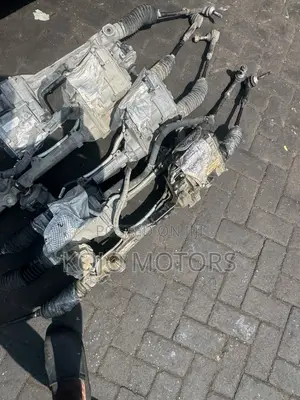 FORD EXPLORER 2018 Steering Available