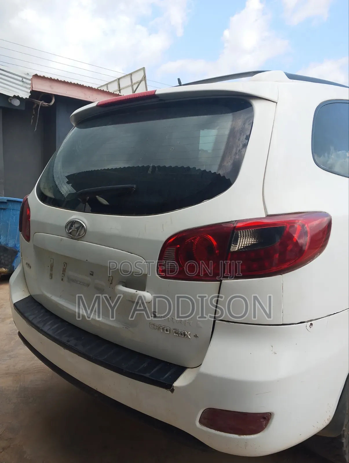 Hyundai Santa Fe 2012 White