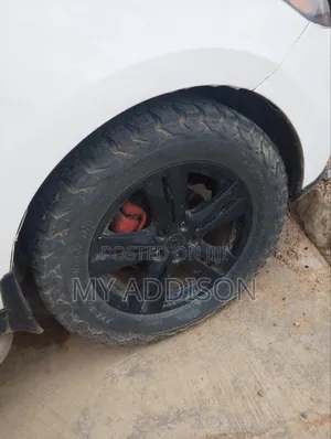 Hyundai Santa Fe 2012 White