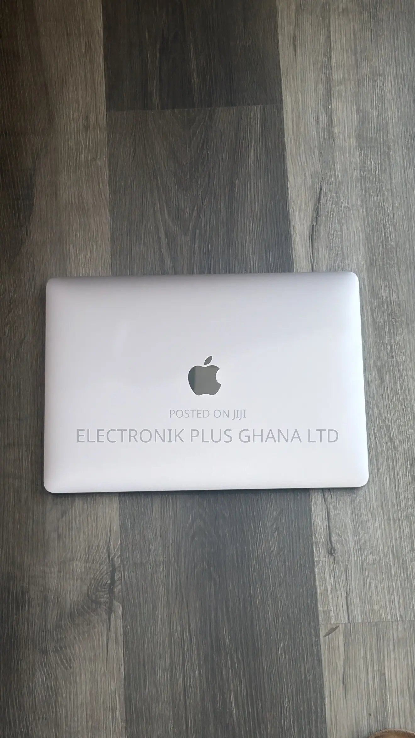 Laptop Apple MacBook Pro 2022 M2 16GB Apple M2 SSD 512GB