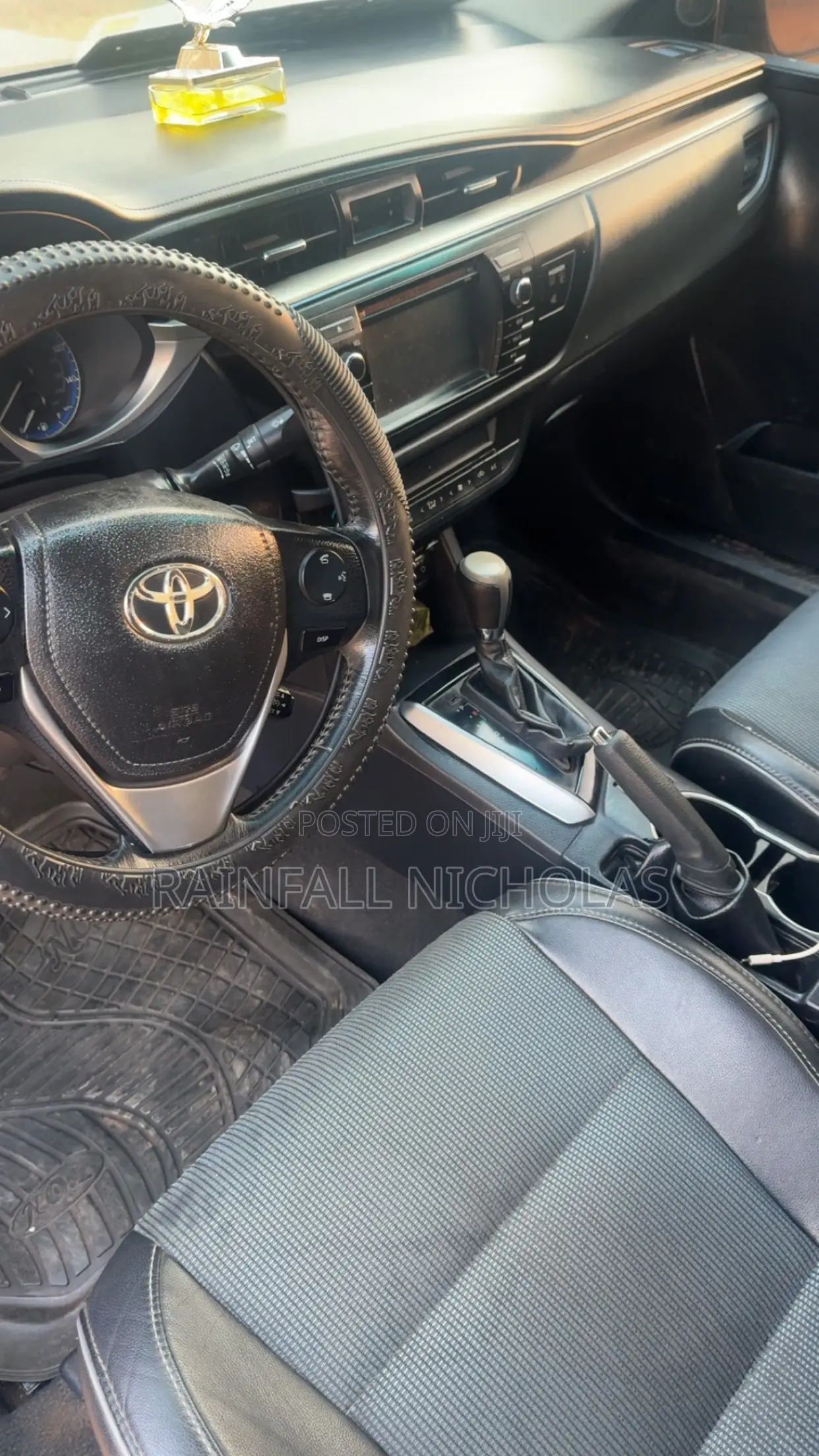 Toyota Corolla S 4dr Sedan (1.8L 4cyl CVT) 2016 Black