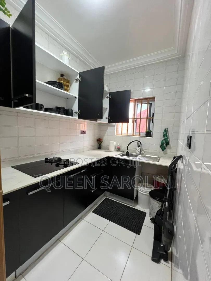 Short Stays and Airbnb