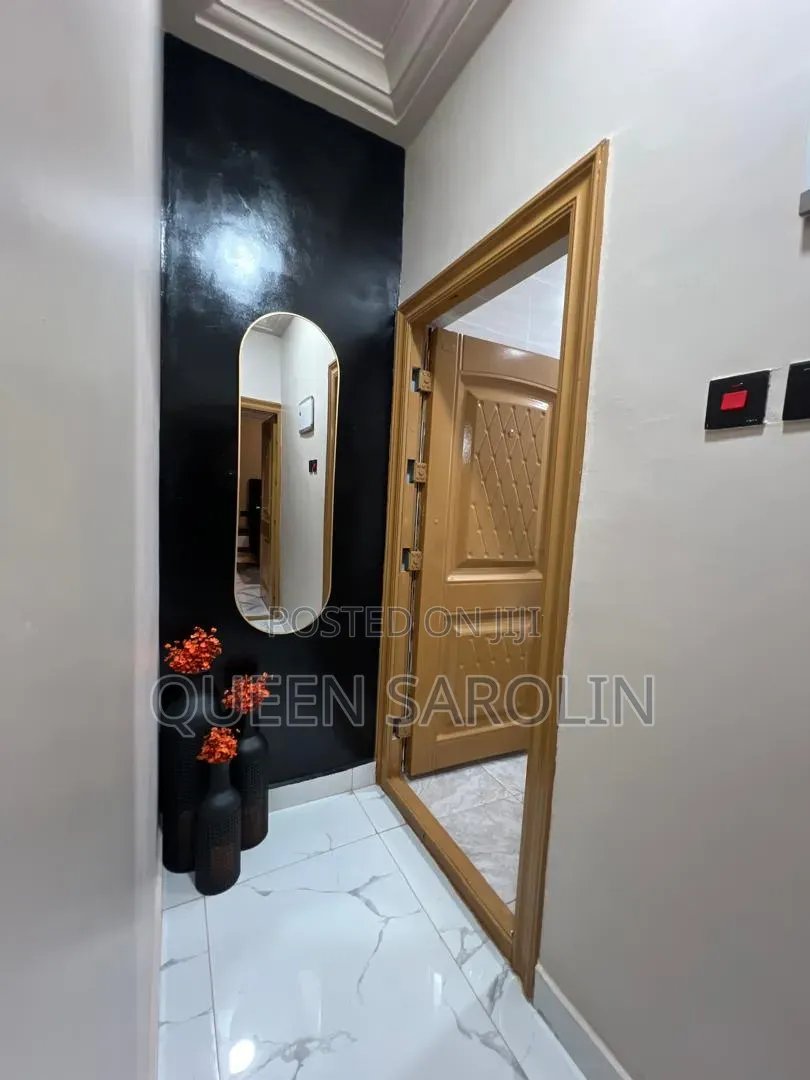 Short Stays and Airbnb