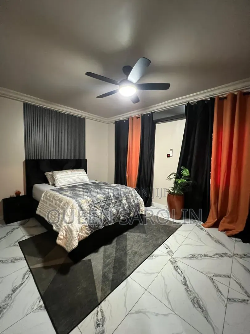 Short Stays and Airbnb