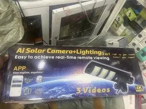 Ai Solar Camera + Light 2-in-1 SPM-XA 4K Wi-Fi – Brand New