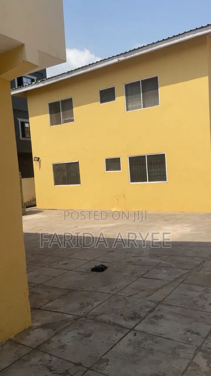 4bdrm House in MTN Area for rent