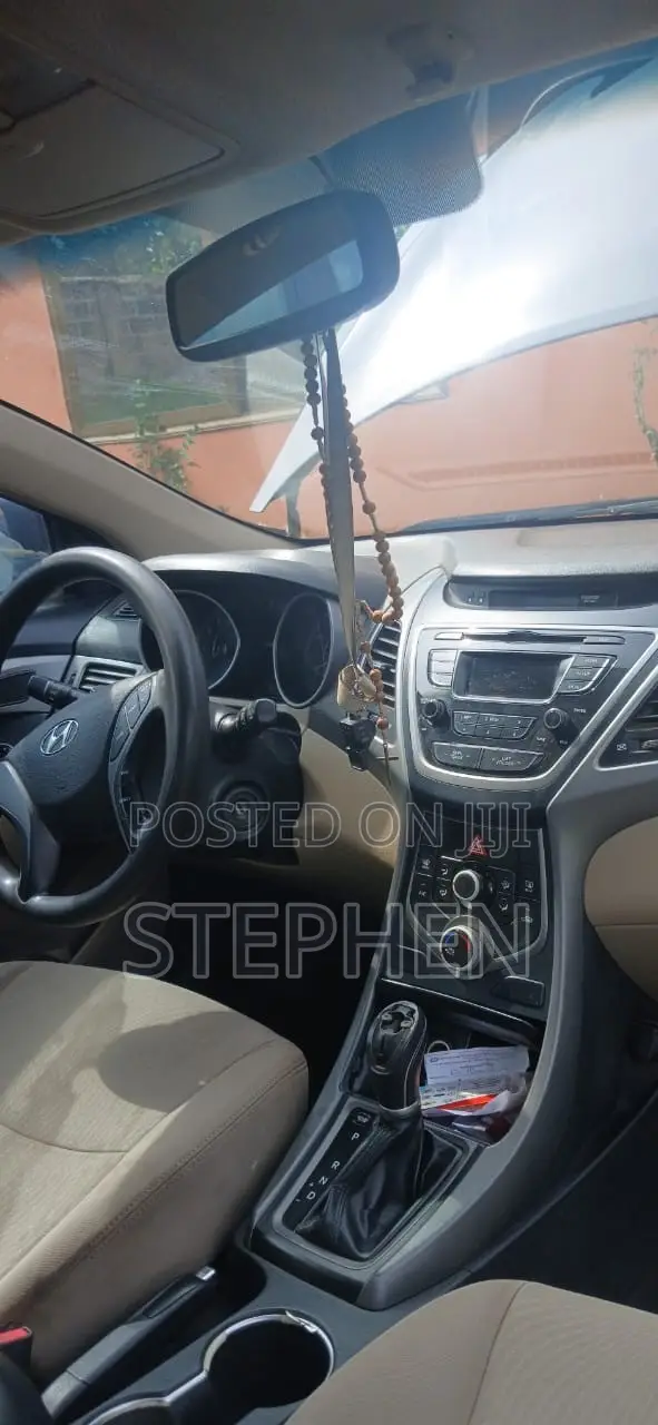 Hyundai Elantra 2016 Black