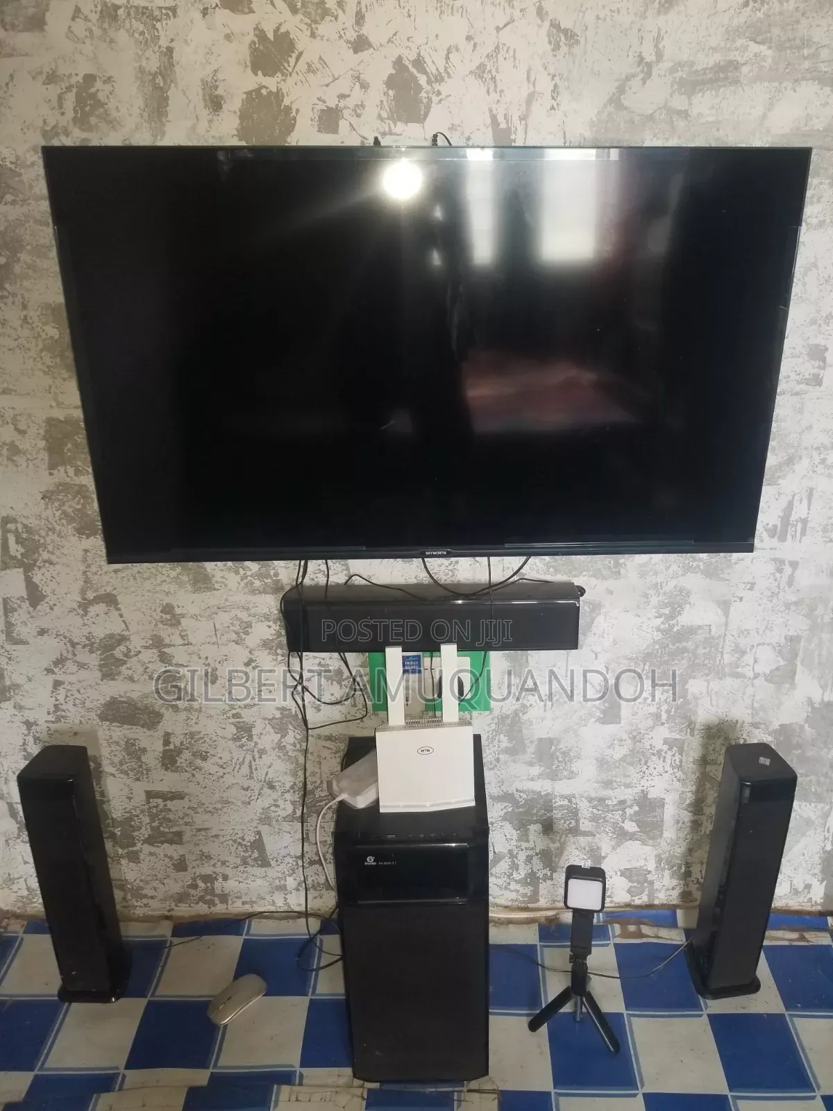Digital Satellite Skyworth 43 Plus TV Stick