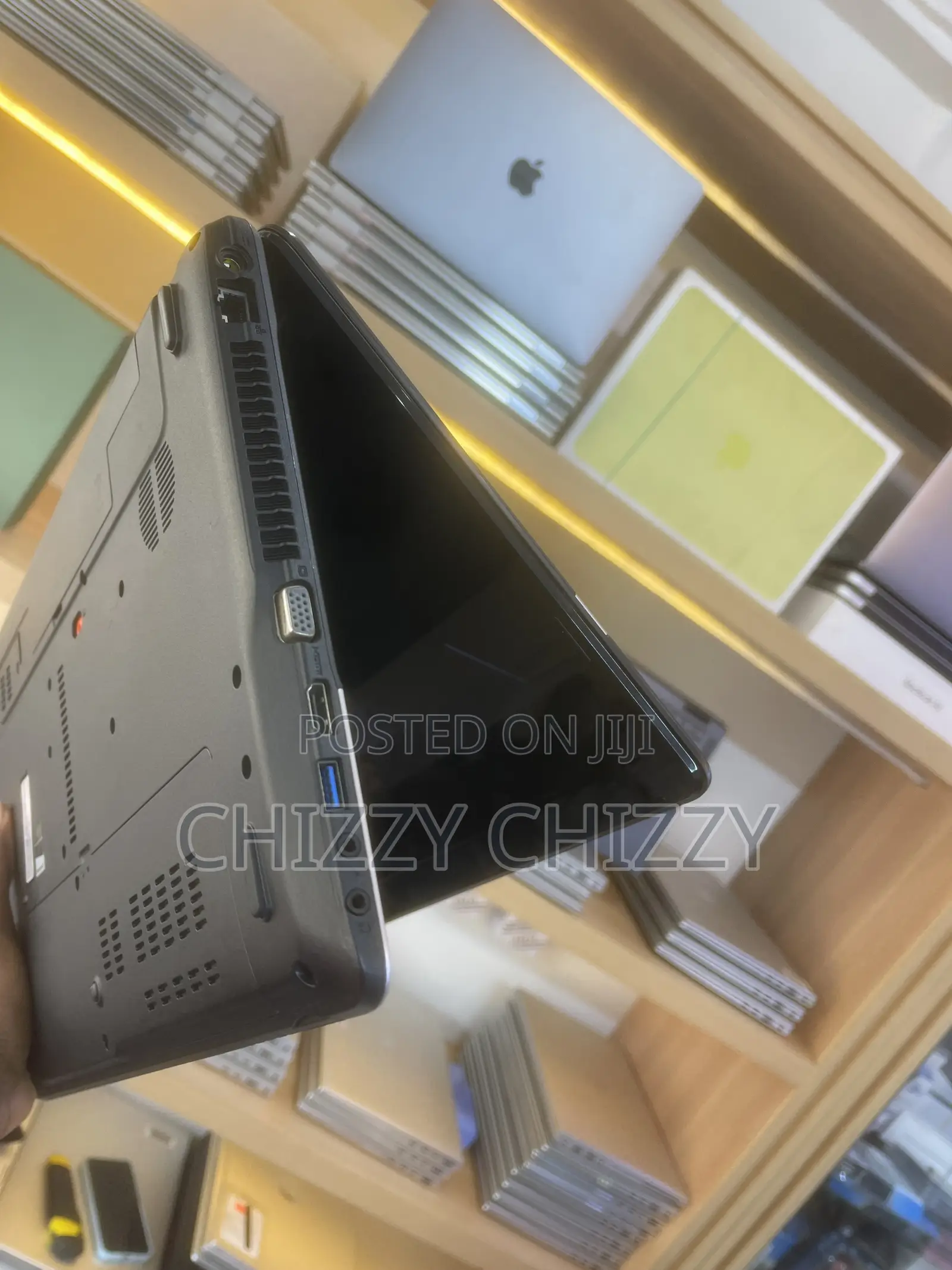 Laptop Packard Bell EasyNote TE11 4GB AMD HDD 350GB