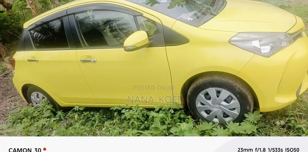 Toyota Vitz 1.3 FWD 3dr 2016 Yellow
