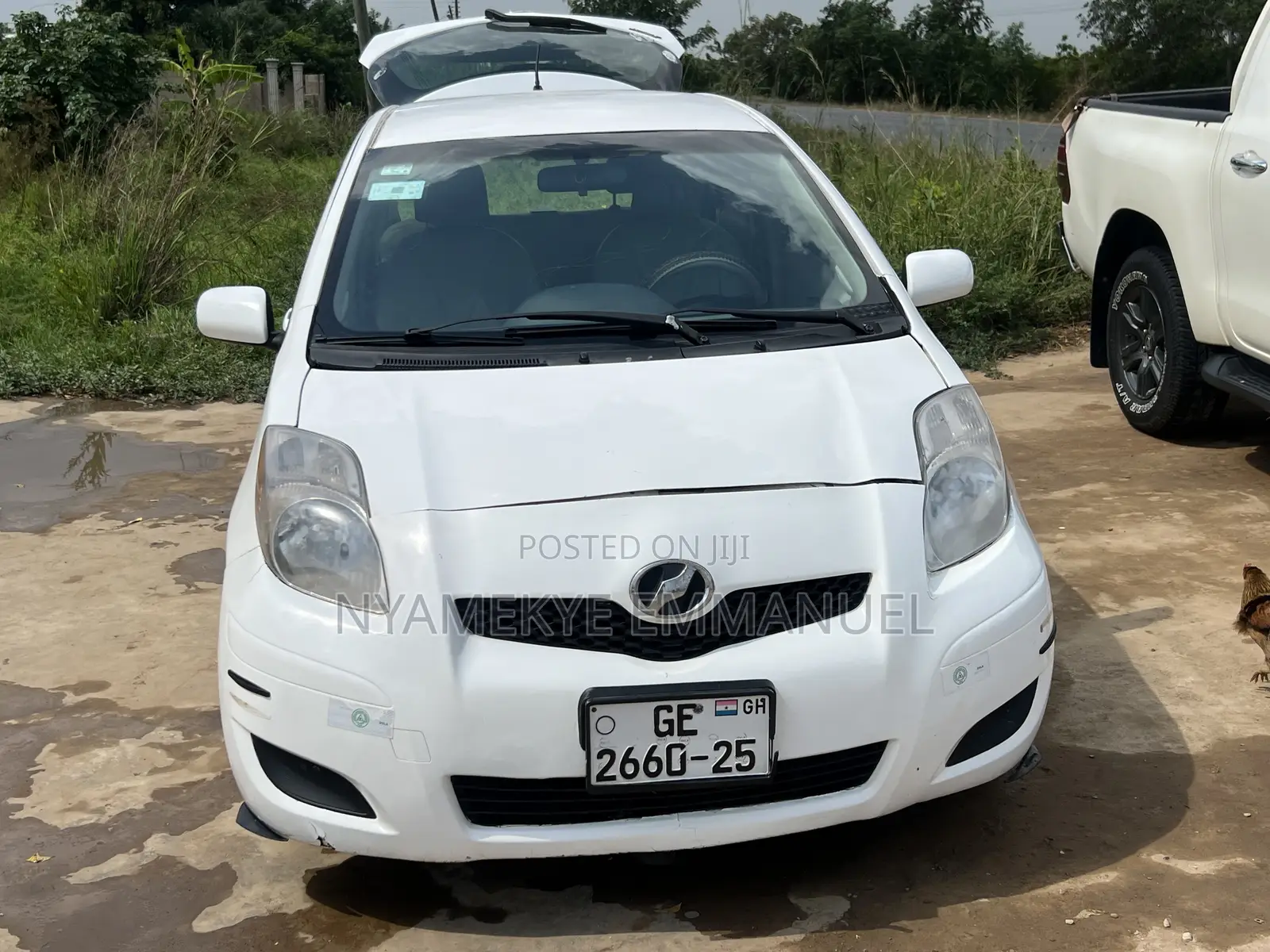 Toyota Vitz 1.0 FWD 3dr 2012 White