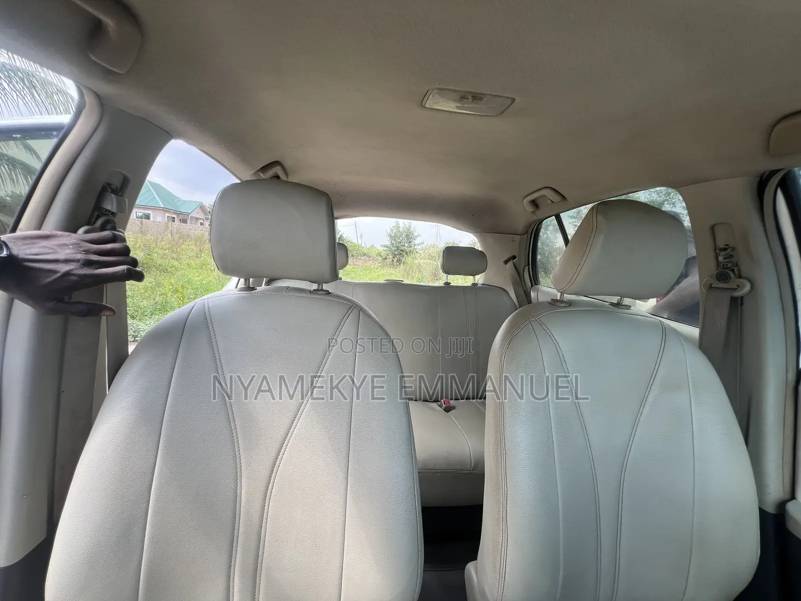 Toyota Vitz 1.0 FWD 3dr 2012 White