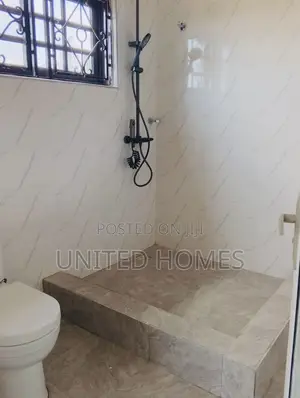3bdrm House in Awoshie for rent