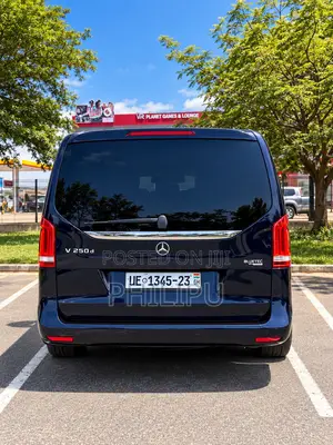 Mercedes-Benz V-Class 2015 Blue