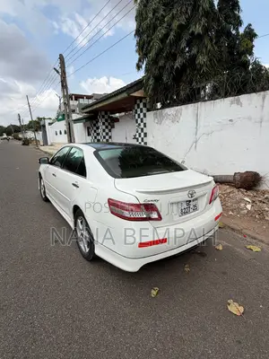 Toyota Camry SE 4dr Sedan (2.5L 4cyl 6A) 2011 White