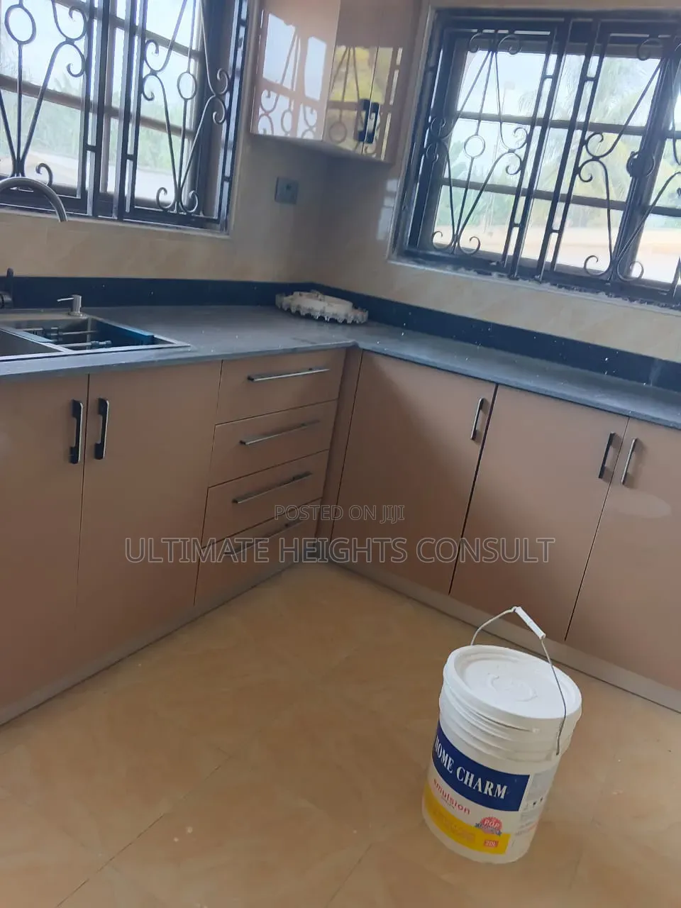 3bdrm House in Anyaa, Last Stop for rent